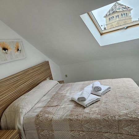 Alojamientos Turisticos Sinagoga Úbeda Екстериор снимка